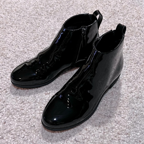 AEROSOLES Shoes - Aerosoles Spencer Black Ankle Boots Size 7.5